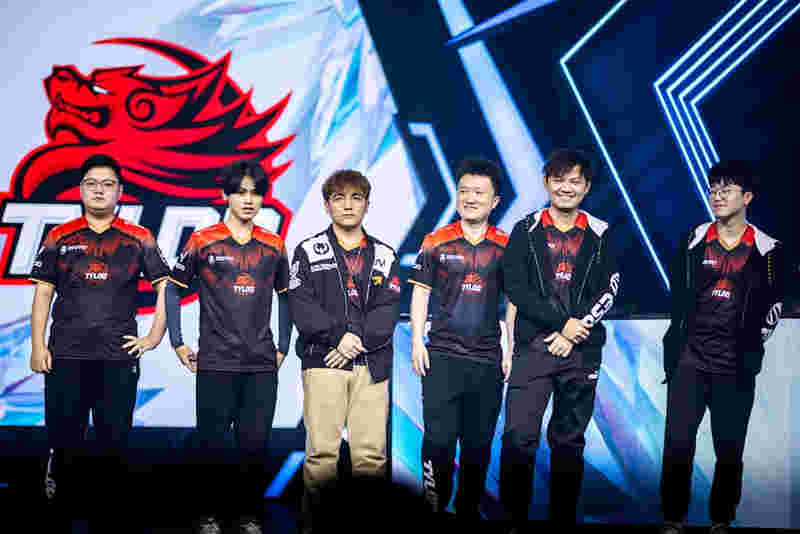 传闻：rain将加入 100 Thieves